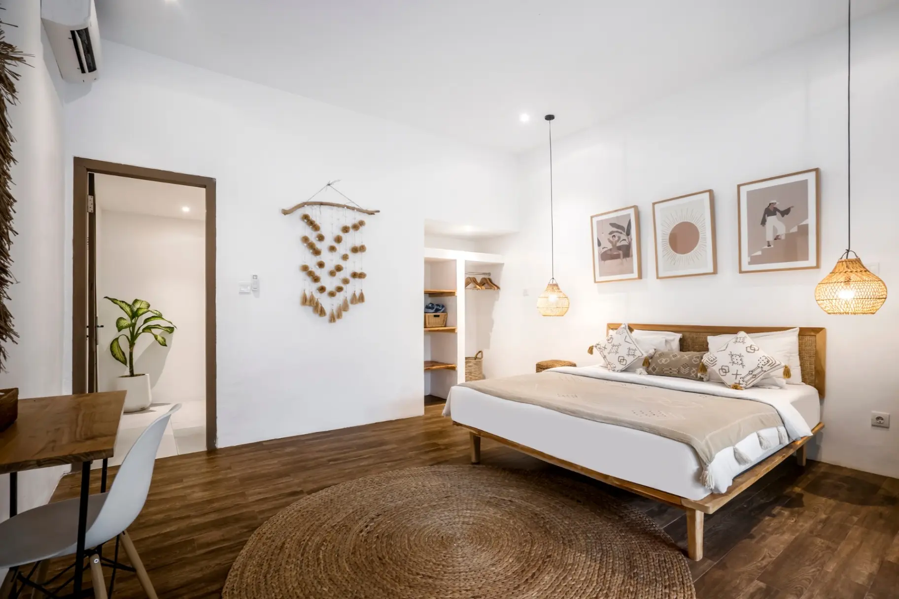 Villa Moju - Cozy 3BR Villa w/ Enclosed Living & Private Pool — image 2