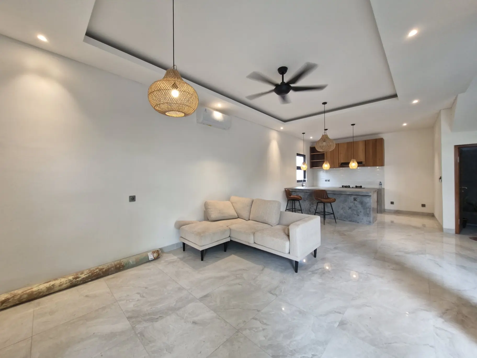 Brand New 4 bedrooms | Sublease Allowed — image 3