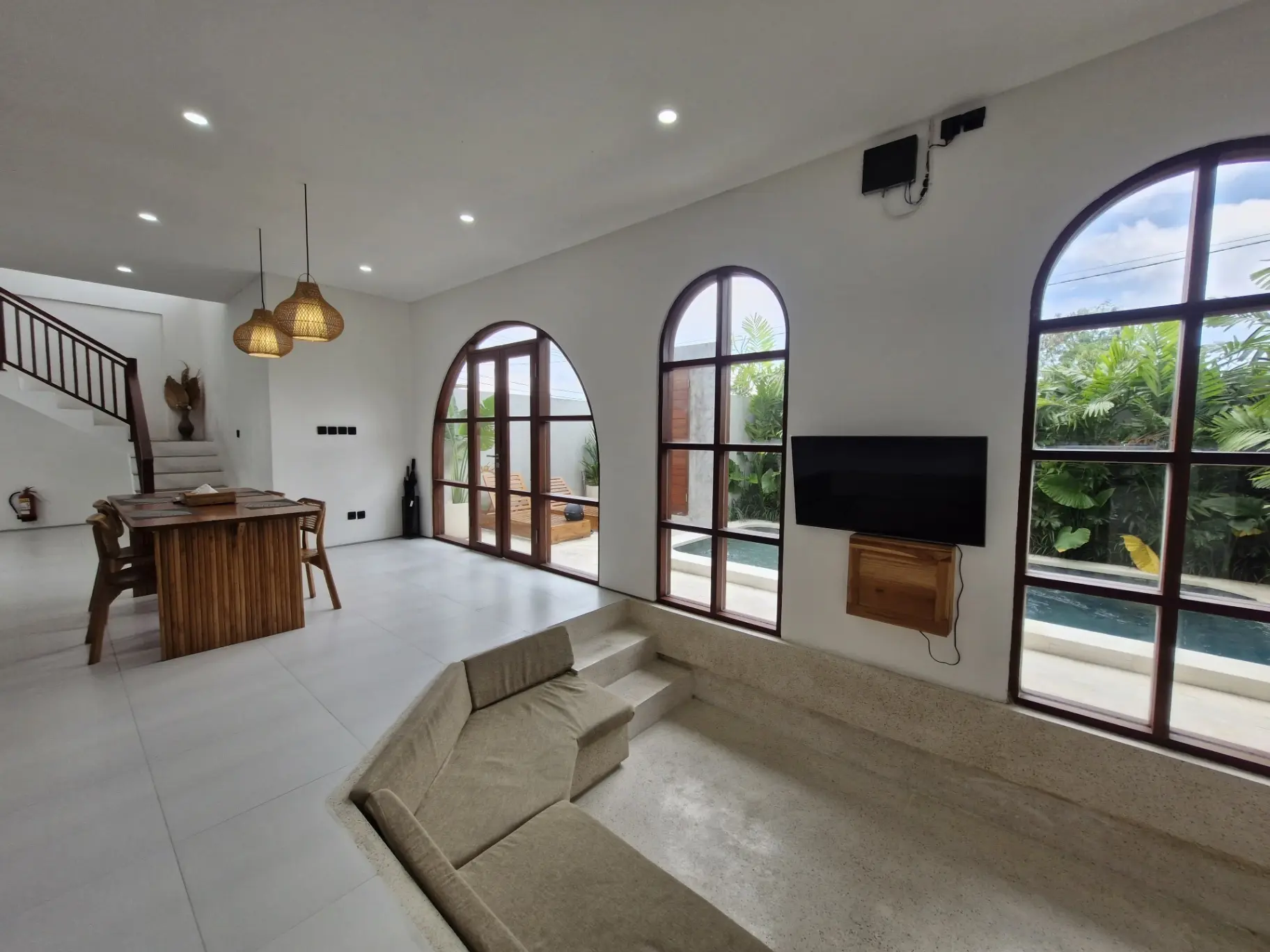 2 Bedrooms | Pererenan | Rice field View — image 1