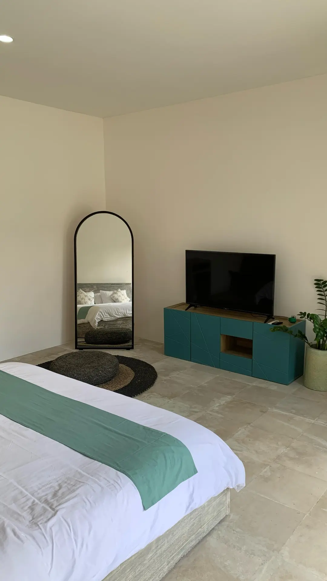 Villa Leasehold 20 Year KerobokanBadung EK-3004 — image 3