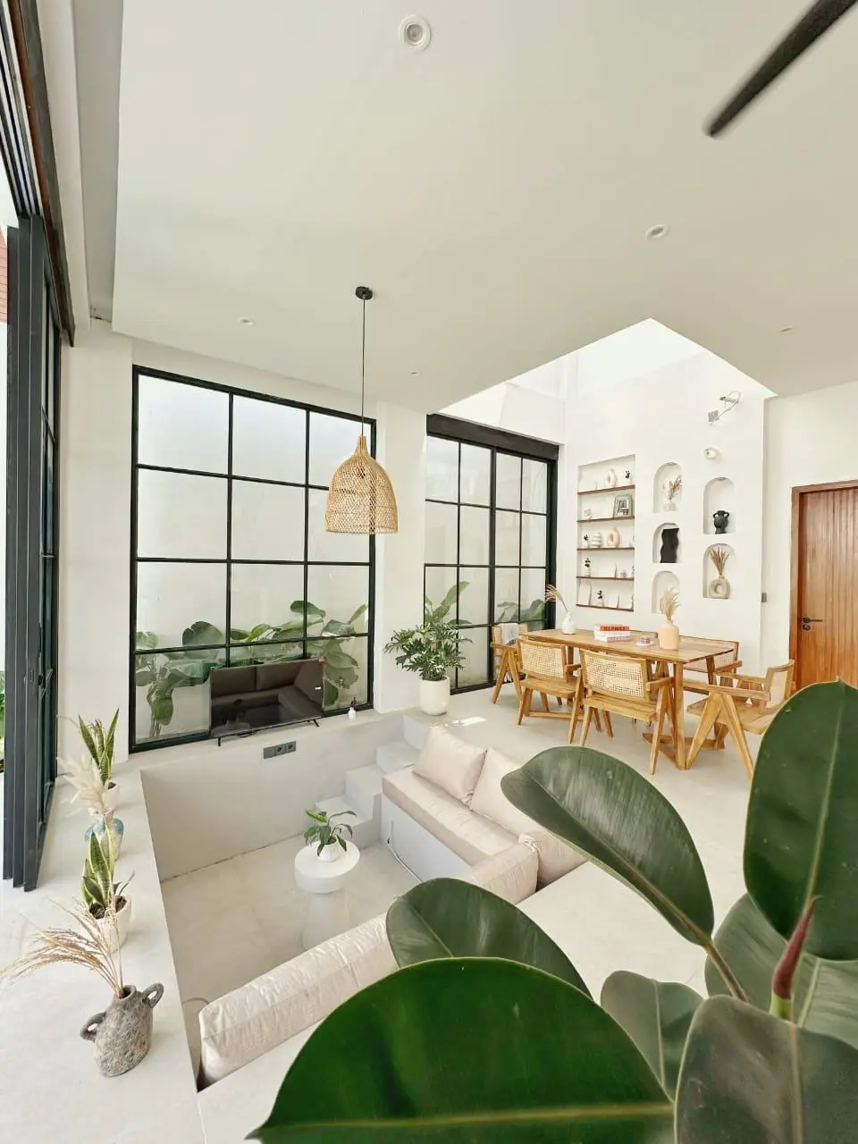 Villa Leasehold 30 Year 3 Bed Tumbak Bayuh EK-2532 — image 3