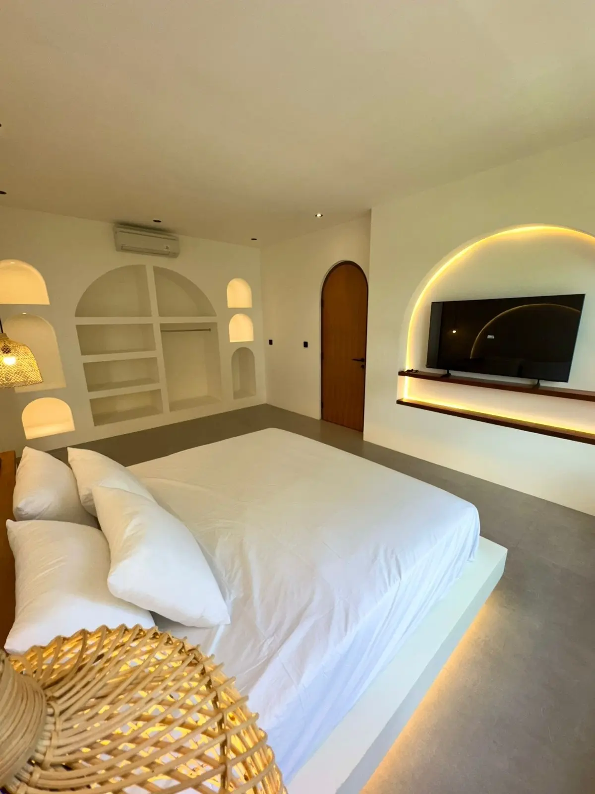 Villa Leasehold 26 Year 3 Bed In Tumbak Bayuh Bali EV-3306 — image 1