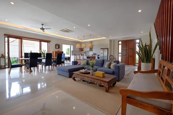 Villa Modern 5 Bed In Pererenan Badung Bali EK-3308 — image 4