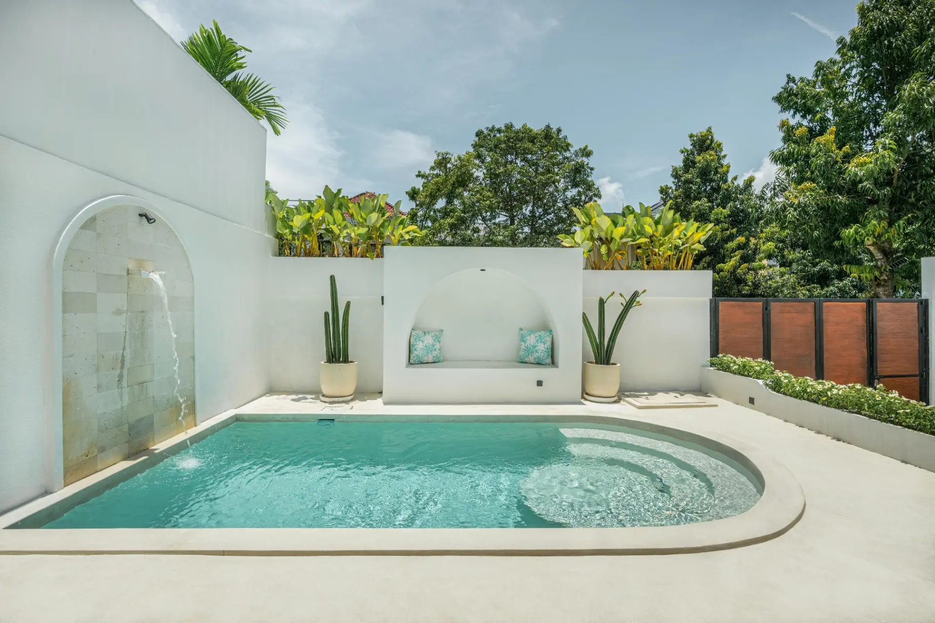 Villa Brand New 3 Bed PecatuKuta Selatan KD-3052 — image 2