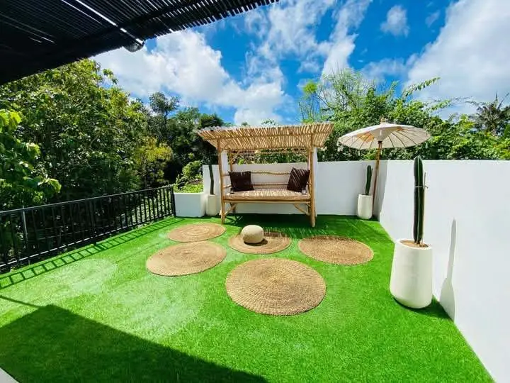 Pets Allowed | 2 Bedrooms | Rooftop | Jungle View