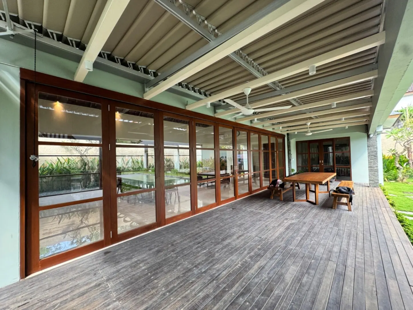 Villa For Rent 4 Bed Jalan Kerobokan Badung Bali YT-3315 — image 2
