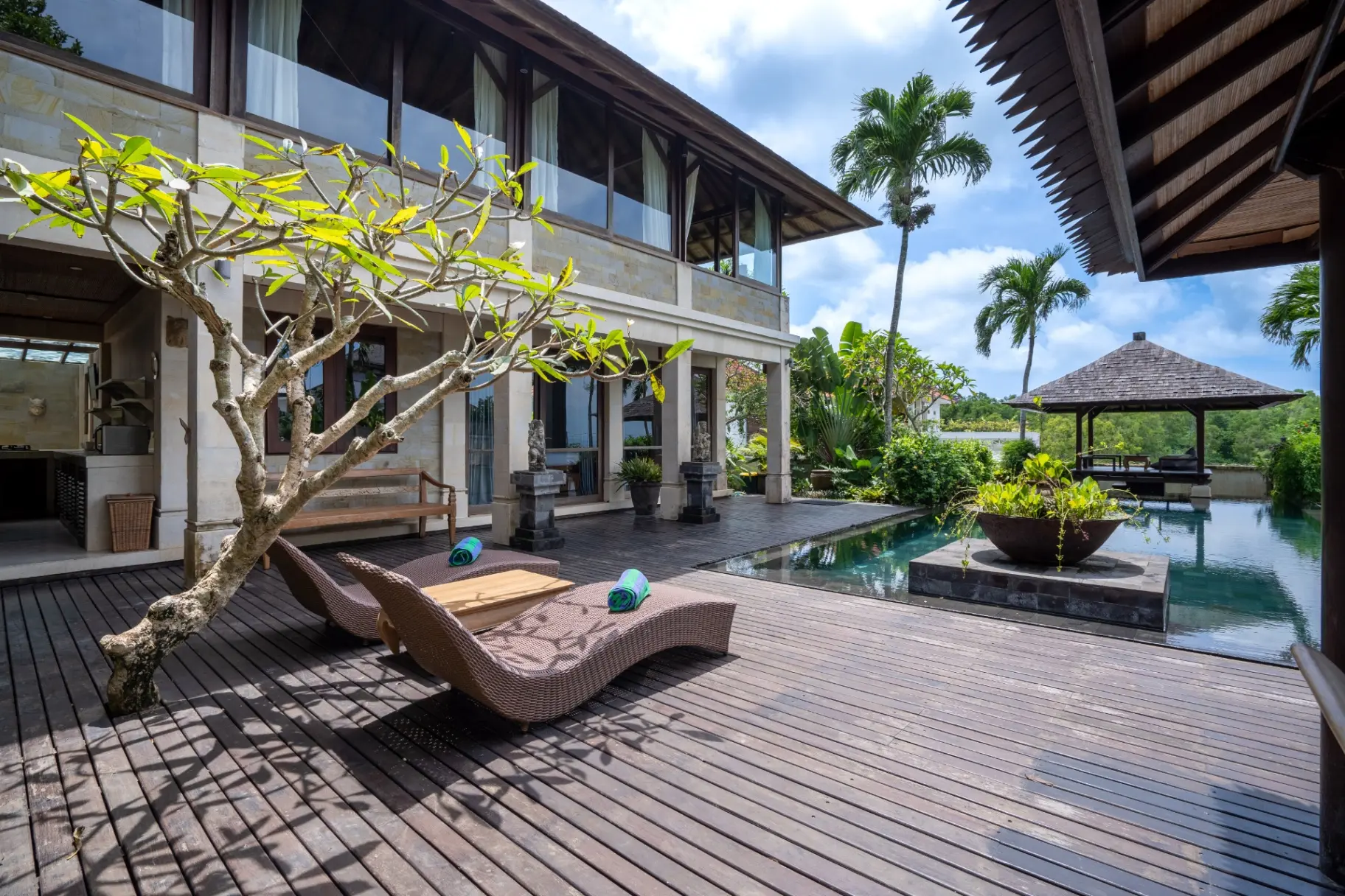 Beautiful Spacious Villa at Balangan - One68 Villa — image 2