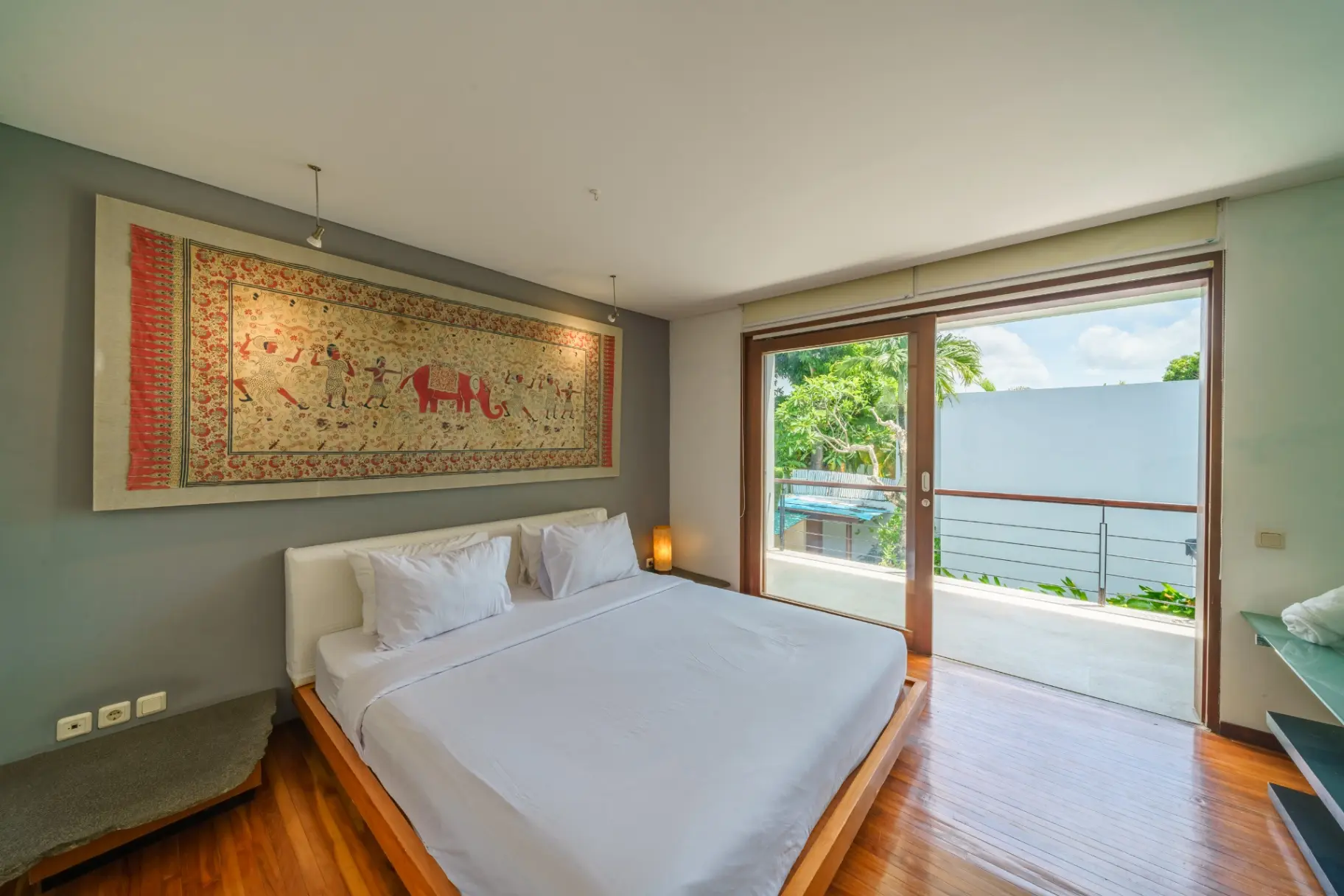 Villa Rio - Contemporary 2BR Villa in Downtown Seminyak!! — image 2