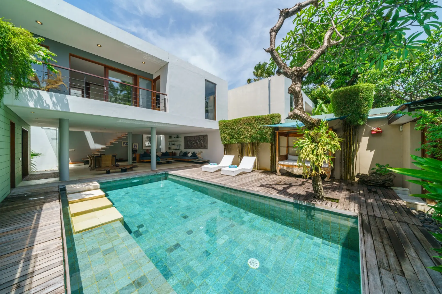 Villa Rio - Contemporary 2BR Villa in Downtown Seminyak!!
