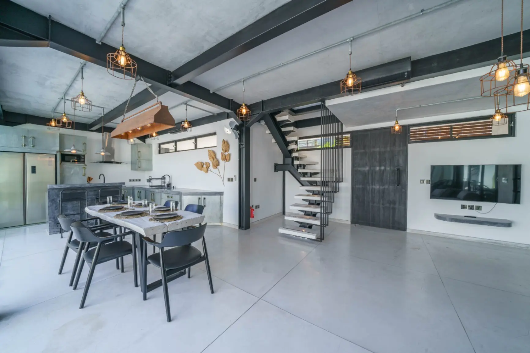 Bali Townhouse 3 - Modern 2BR Villa w/pool - Perfect location — image 2