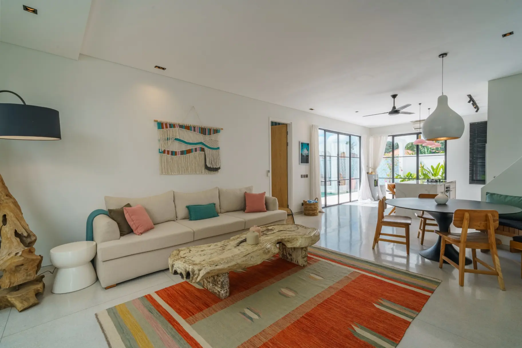 Villa Casa Brezza - Stunning 3BR Villa in Great Location — image 1