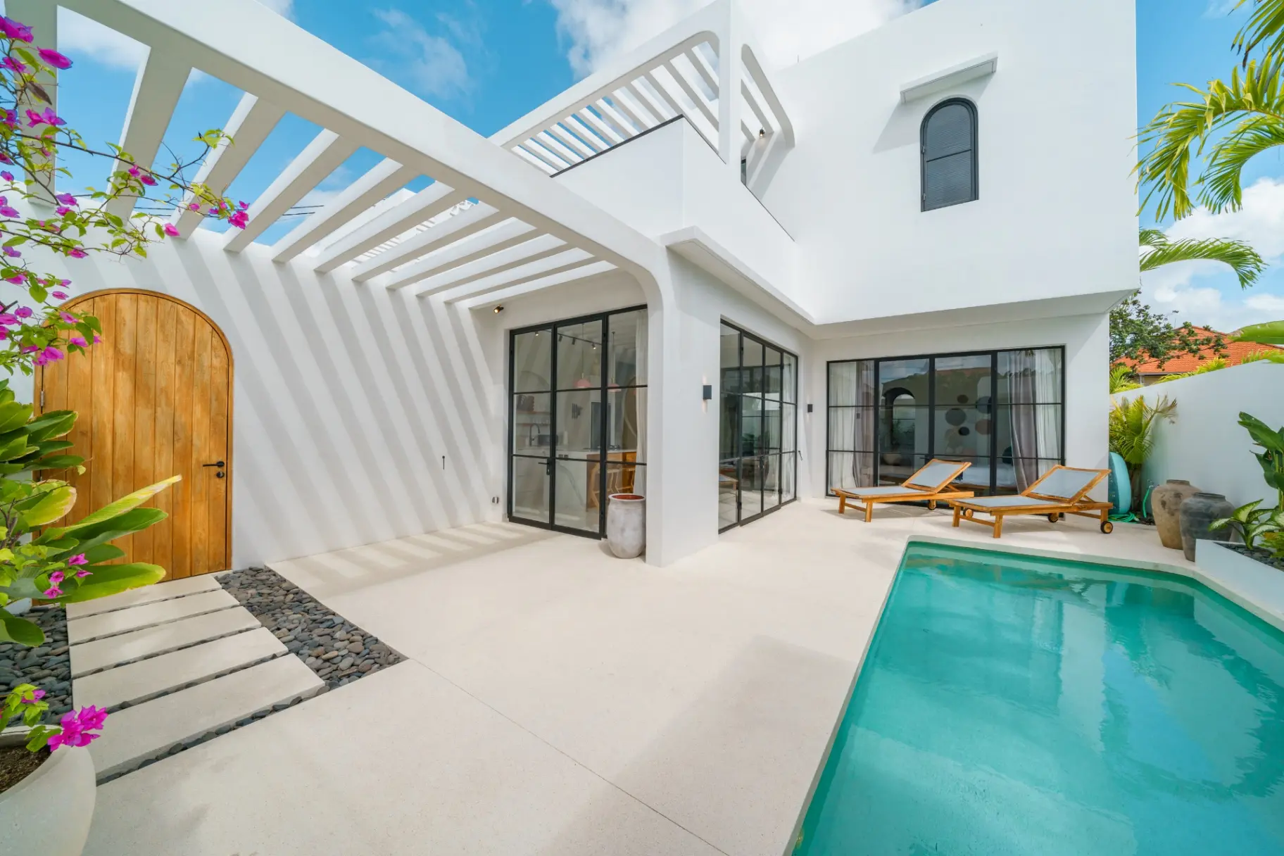 Villa Casa Brezza - Stunning 3BR Villa in Great Location