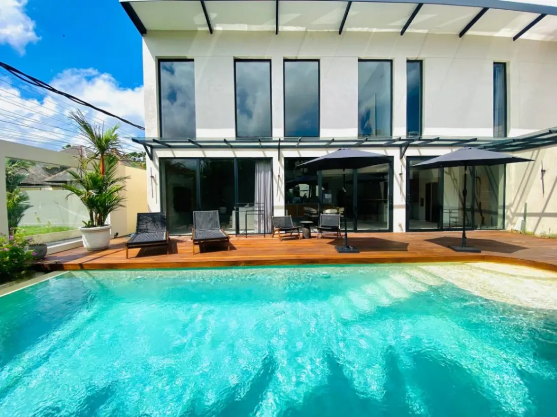 4 BEDROOM LUXURY VILLA CLOSE TO BERAWA BEACH - AF472 — image 1