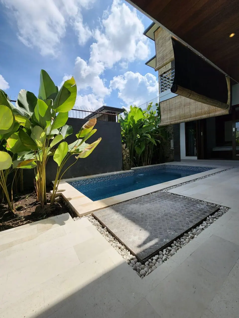 Villa For Rent 3 Bed in CangguBadung Bali TN-3325 — image 1