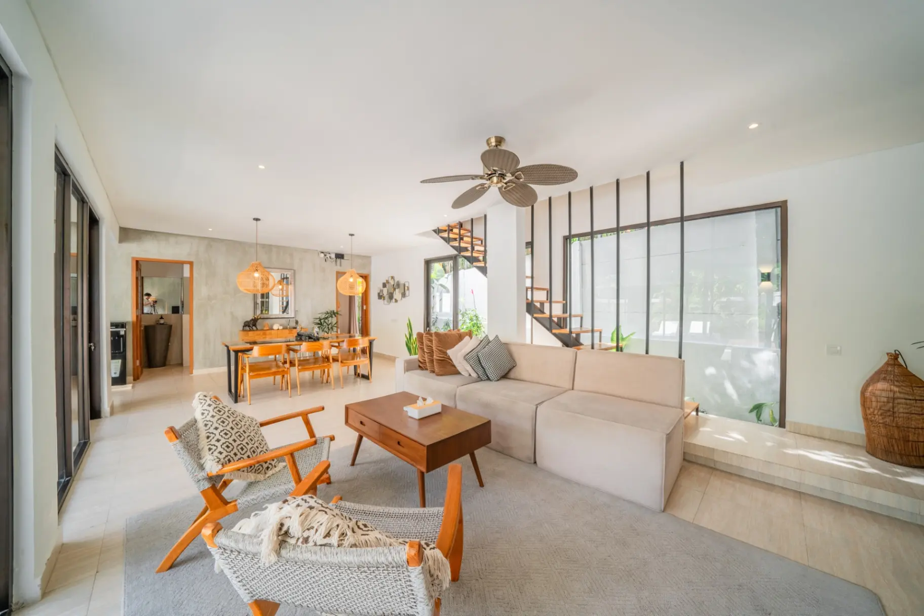 Villa Anna - Contemporary Stylish 3-bedroom Villa in Canggu!! — image 1