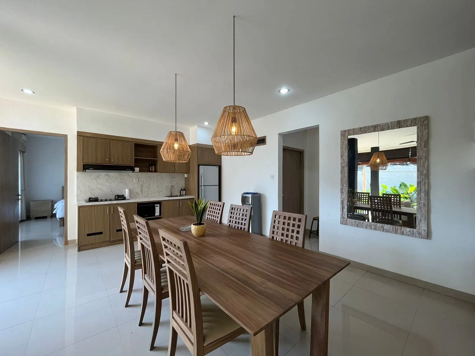 Villa For Rent 3 Bed Tegal Cupek Umalas Kerobokan Bali EK-1716 — image 1