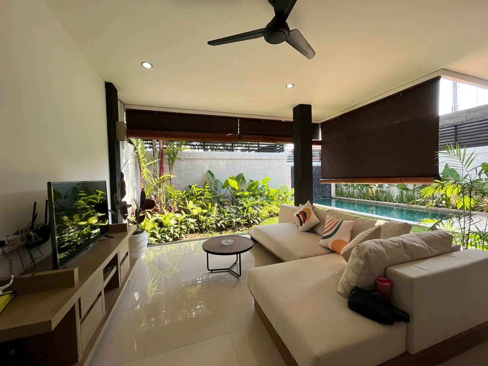 Villa For Rent 3 Bed Tegal Cupek Umalas Kerobokan Bali EK-1716 — image 3