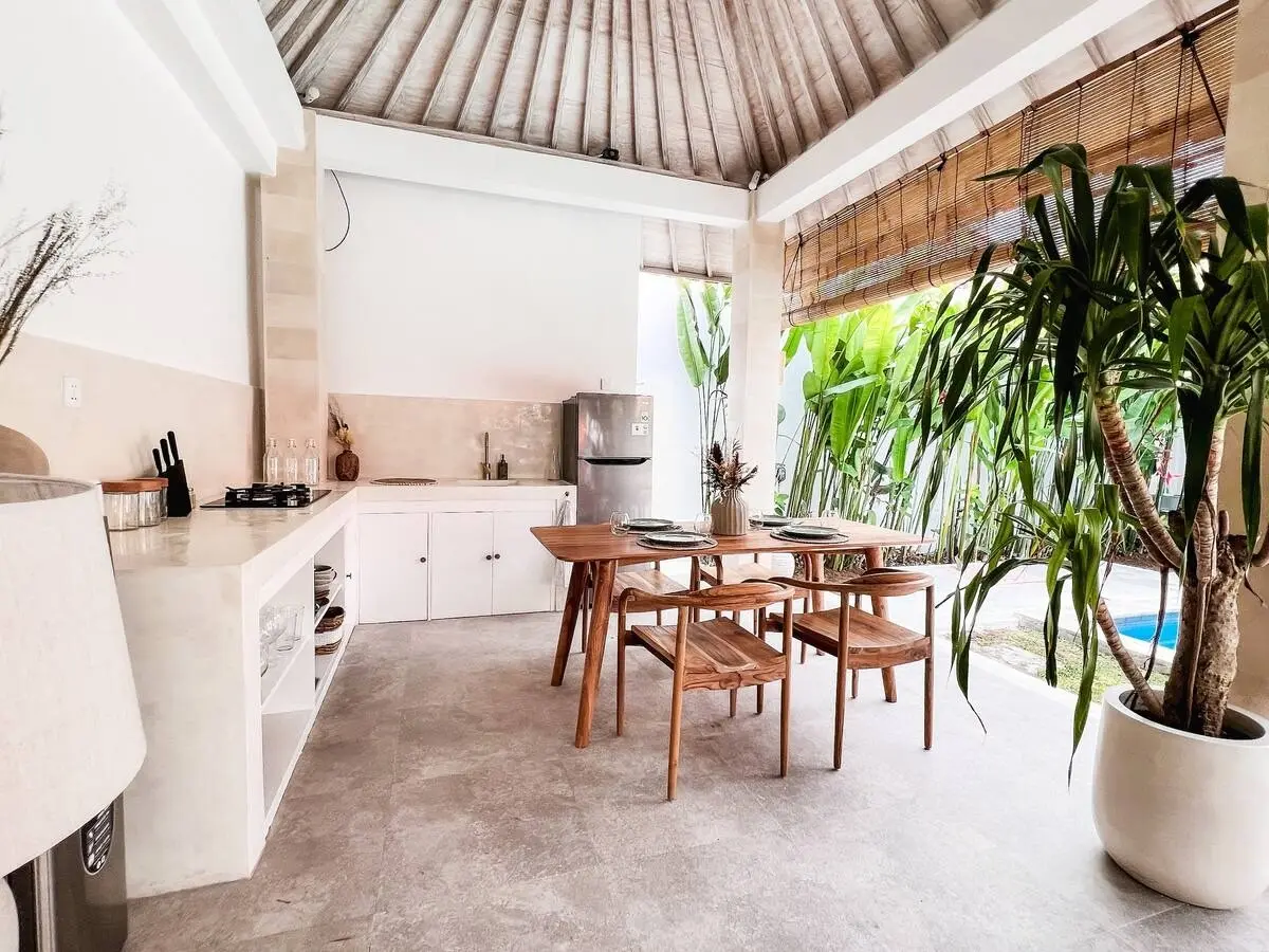 Villa For Rent 2 Bed In Umalas Kerobokan Bali YT-3225 — image 1