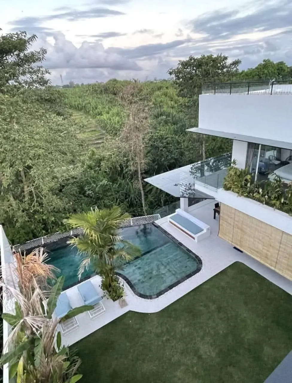 Villa For Rent 4 Bed In Tumbak Bayuh Pererenan Bali EK-3337 — image 3