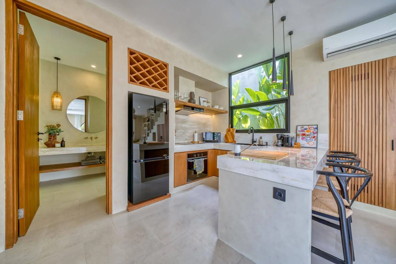 Tumbak Bayuh Villa — image 2