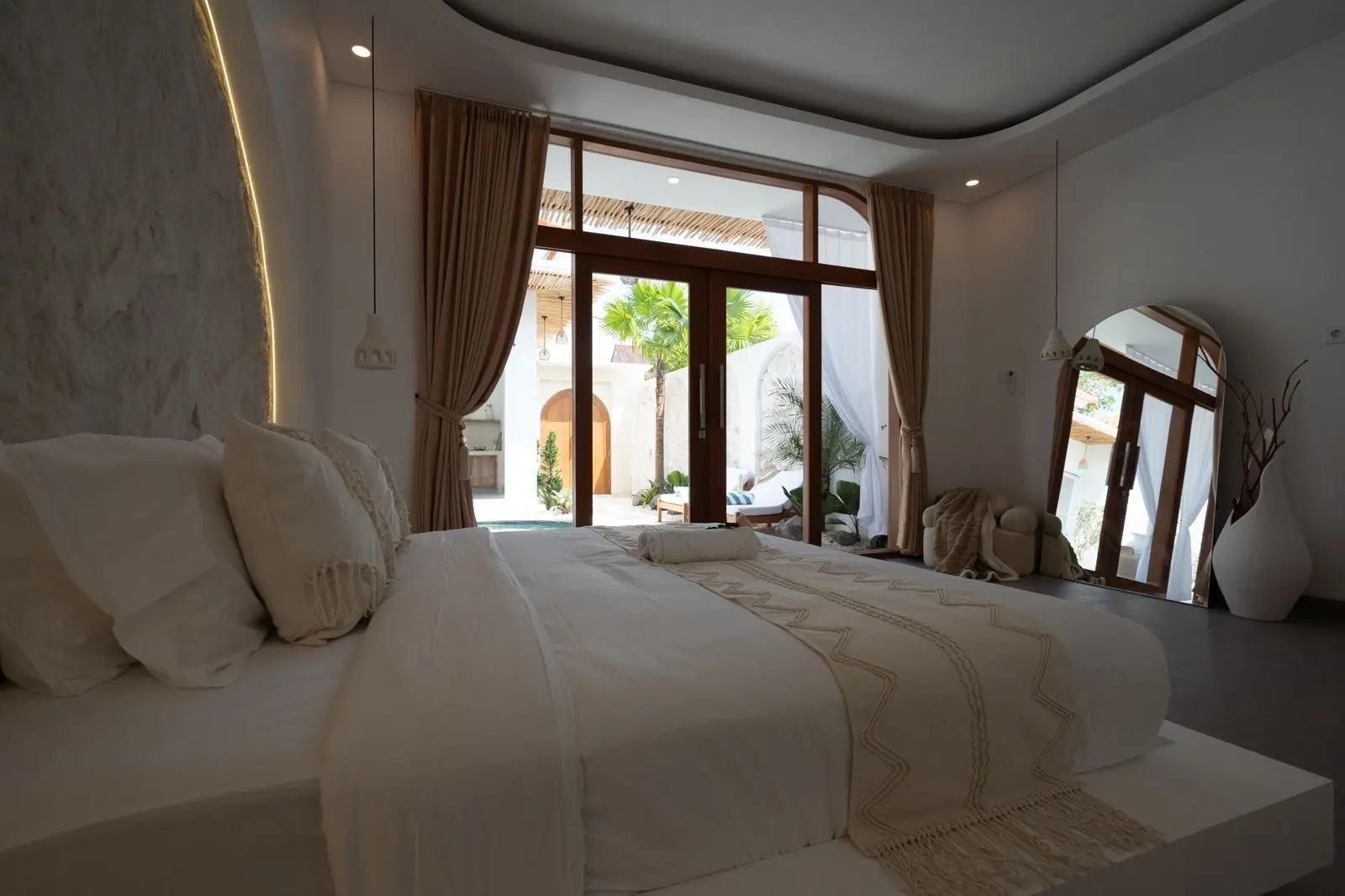 2-BR - Pererenan — image 4
