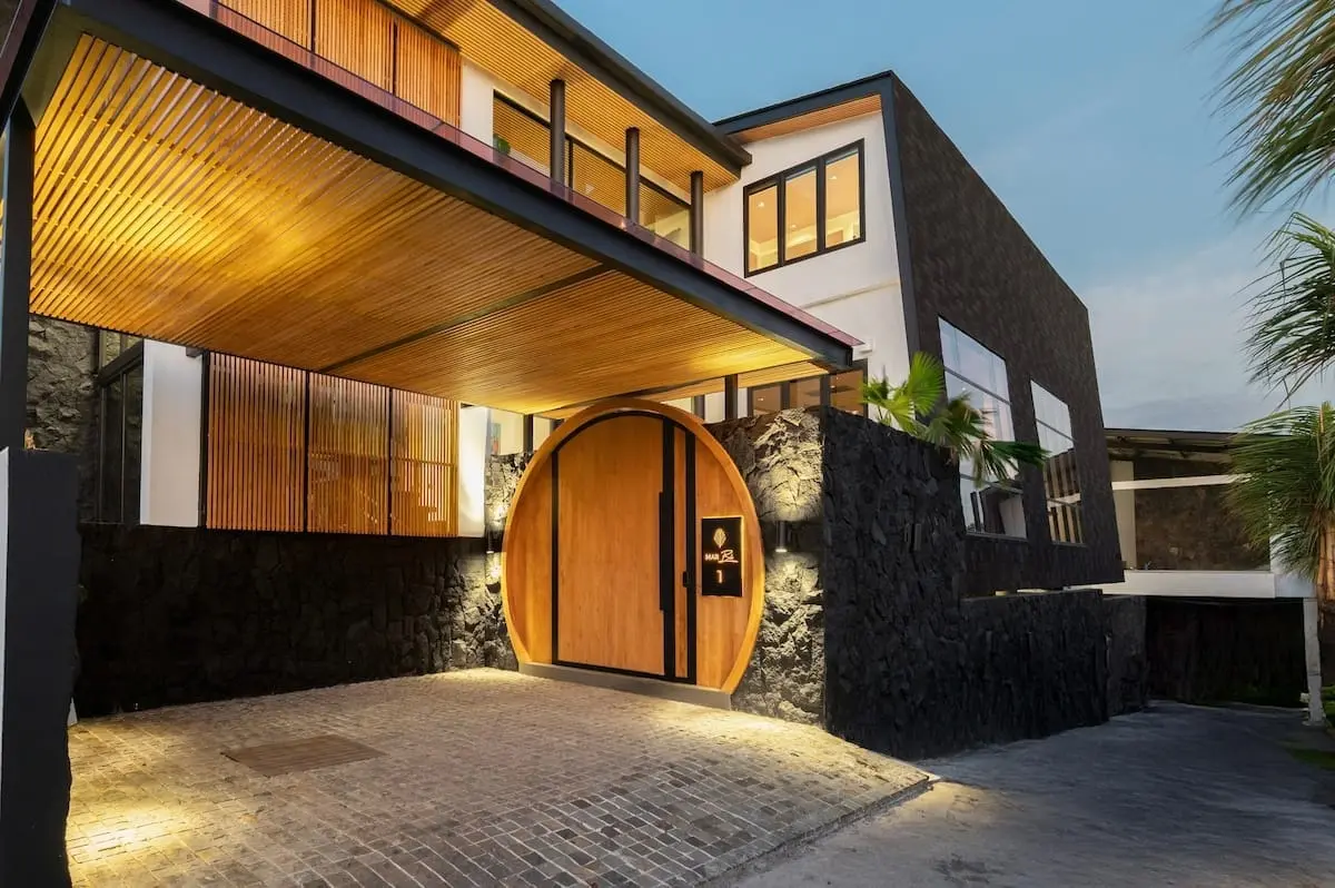 Villa For Rent 5 Bed PererenanBadung Bali PO-3343