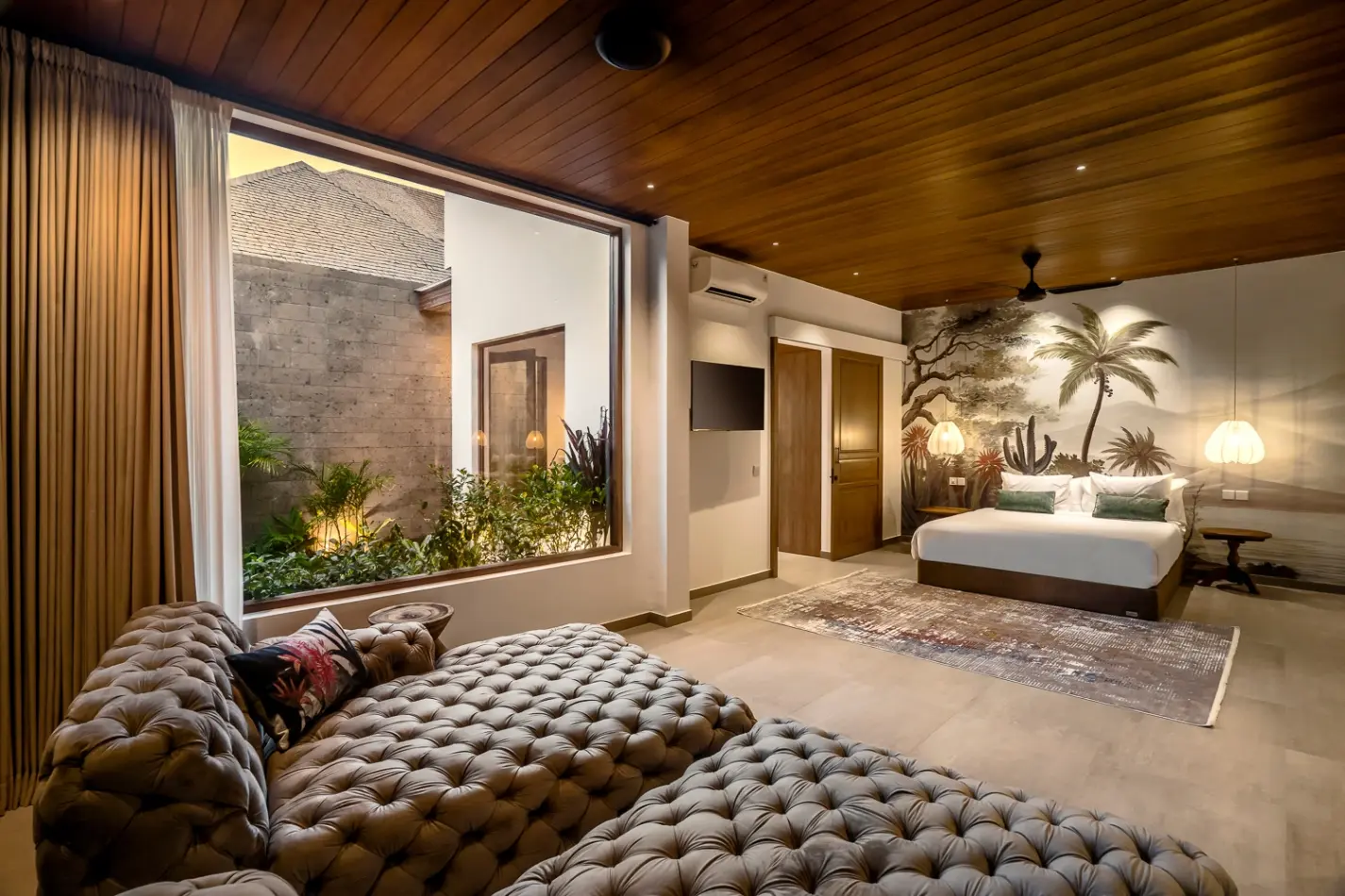 Villa Nusantara 3 - Luxury Oasis 4Bdr Villa near Pererenan Beach — image 2