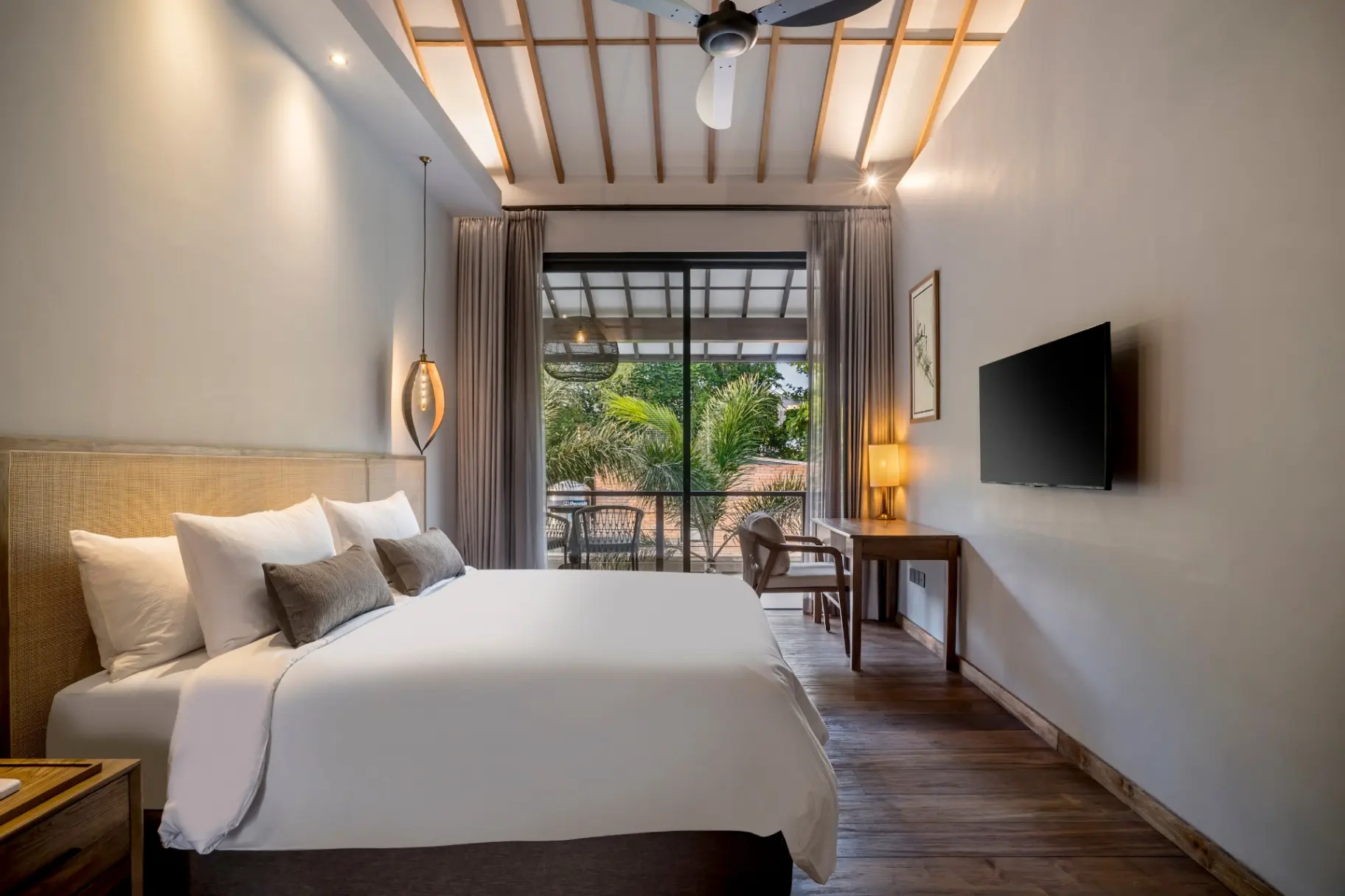 Villa Sessun - Luxury 3BD Townhouse w/ Pool Near Pererenan Beach — image 2