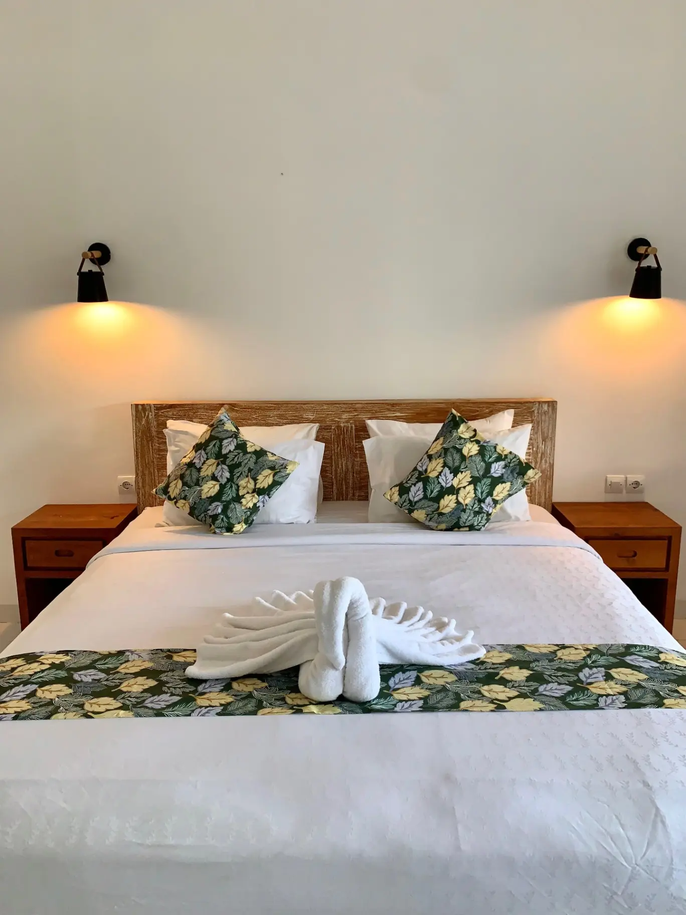 Guest House For Rent 7 Room In Jln Subak Dasina Canggu ST-3350 — image 3