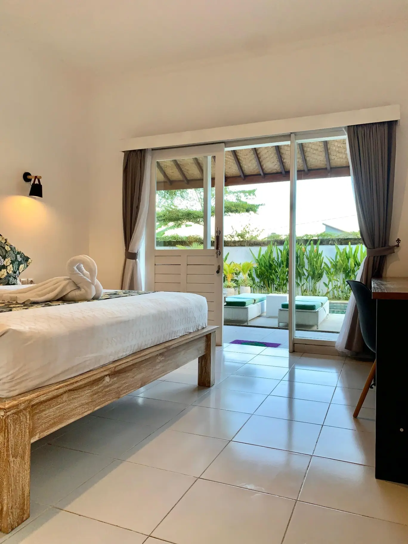 Guest House For Rent 7 Room In Jln Subak Dasina Canggu ST-3350 — image 4