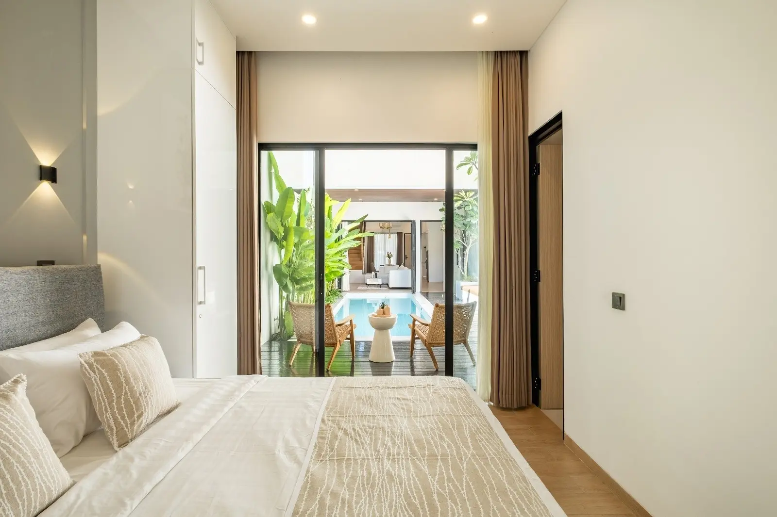 Villa For Rent 3 Bed In Tibubeneng Badung Bali EK-3355 — image 3