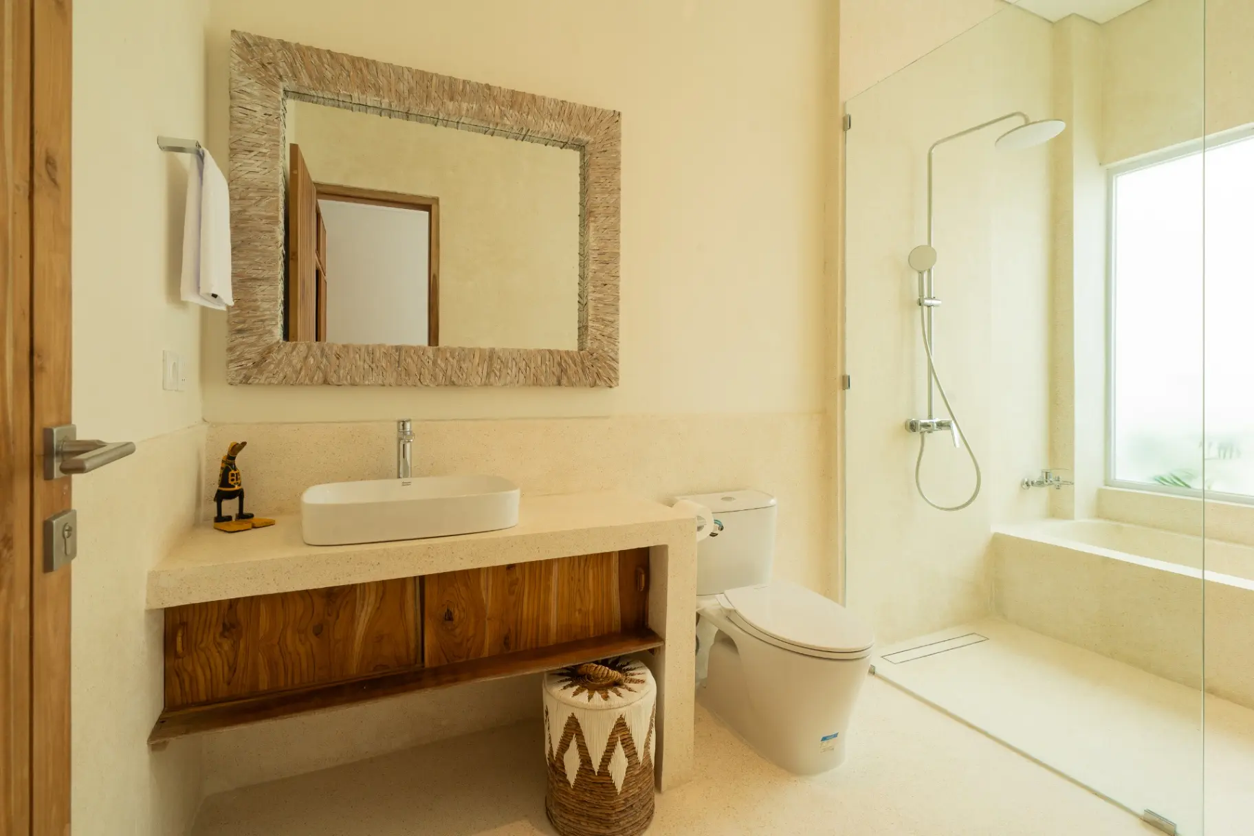 Brand New 3BR Family Friendly Villa in Berawa — image 4