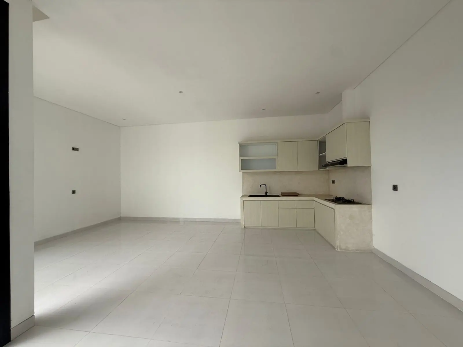 Villa For Rent 2 Bed In Pererenan Badung Bali LU-3359 — image 4