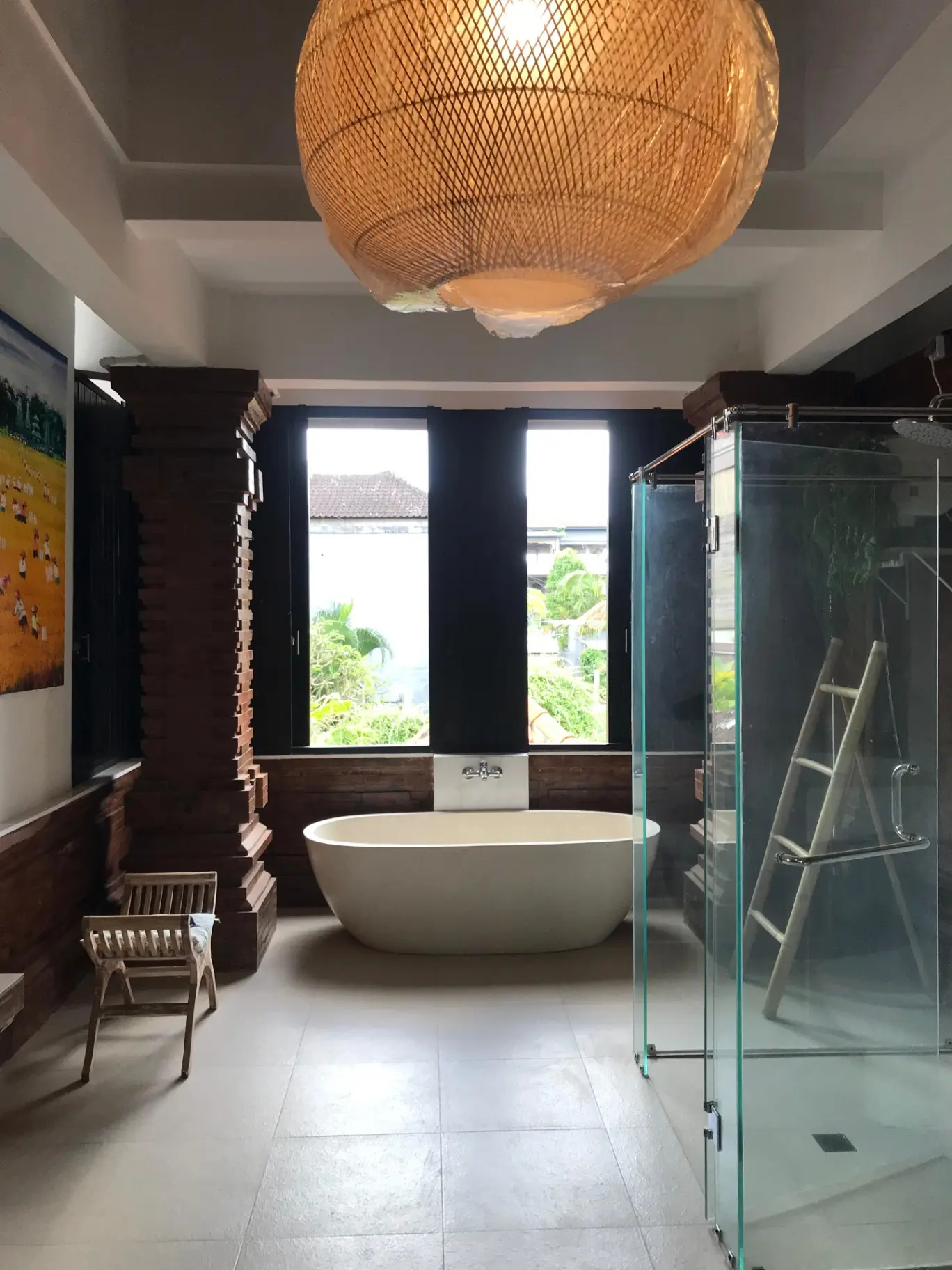 Spacious Master Bedroom with Rice field view Ubud — image 1