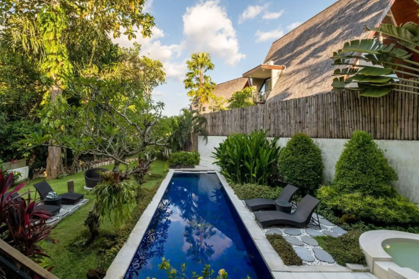 4 Bedrooms Villa River Side — image 2