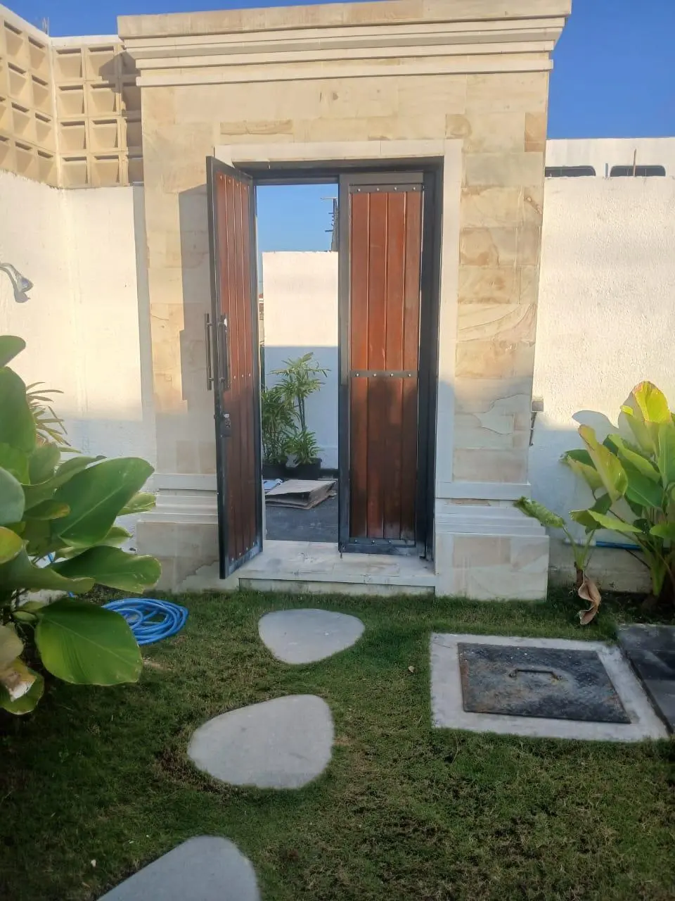 New 2 BR Villa with Pool – 14 Minutes to Echo Beach — image 3
