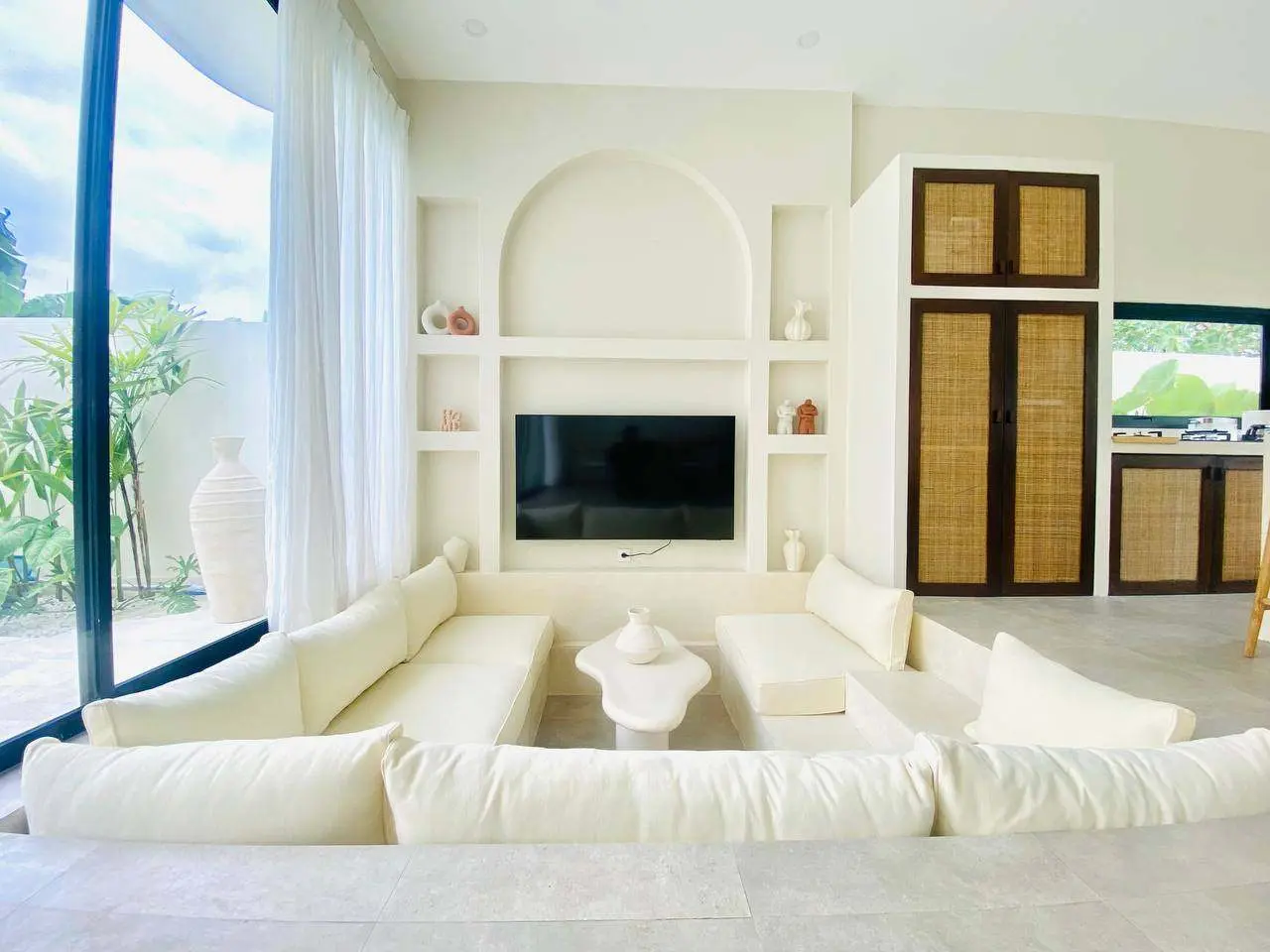 2 BEDROOM VILLA FULLY FURNISHED IN CANGGU - AF474 A — image 2