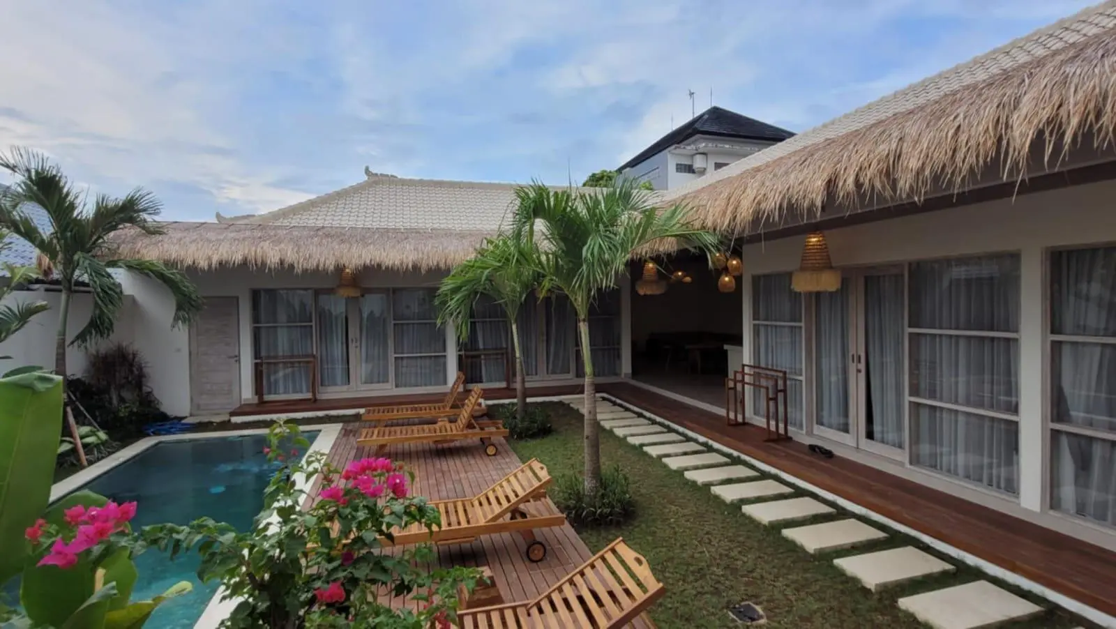 BRAND NEW 4 BEDROOM VILLA-KEROBOKAN — image 3