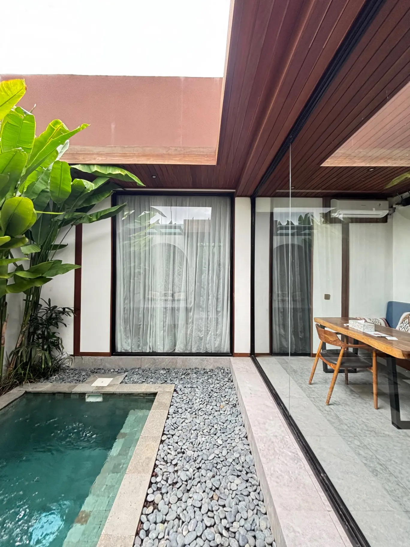 1 Bedroom Villa with Private Pool In Tumbak Bayuh 4 Minute to OBSIDIAN GYM — image 1