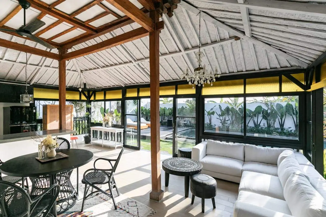 3-bedroom Balinese Joglo Villa in Berawa — image 1