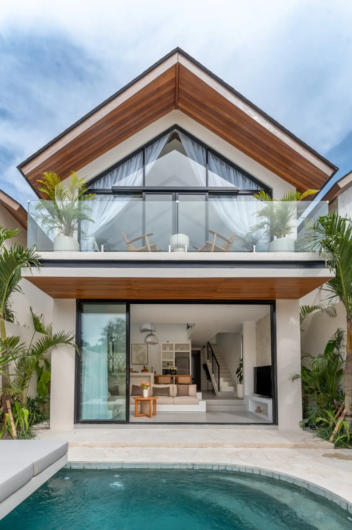 2-Bedroom Villa with Mezzanine & Garden Views in Ungasan — image 4