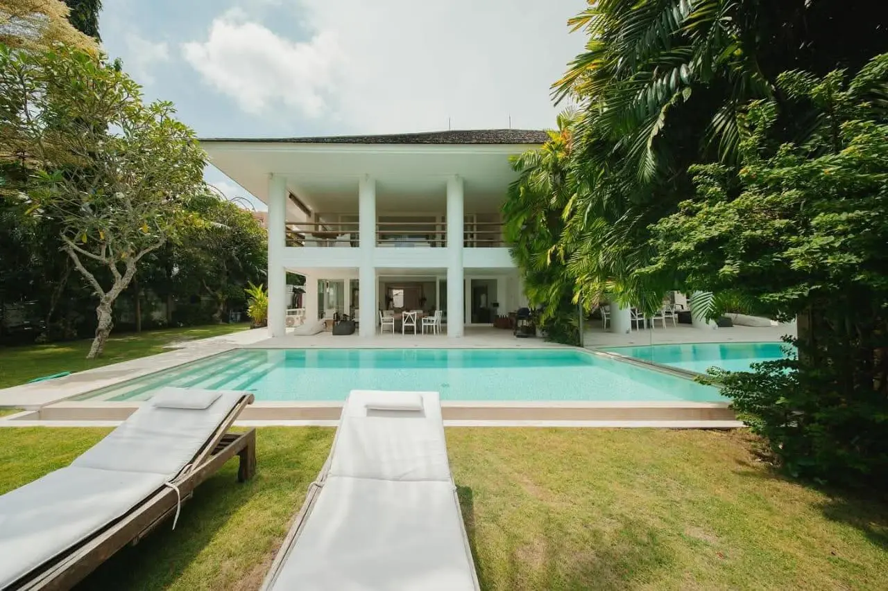 Villa For Rent 5 Bed PererenanBadung Bali PO-3395