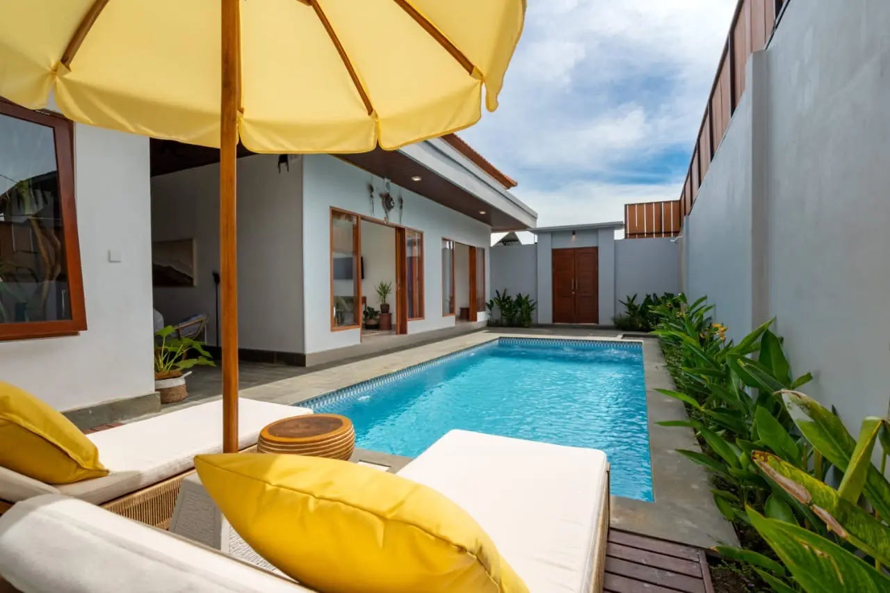 Brand New 2 Bedroom Villa with Private Pool in Bumbak 8 Minute to Nirvana GYM — image 1