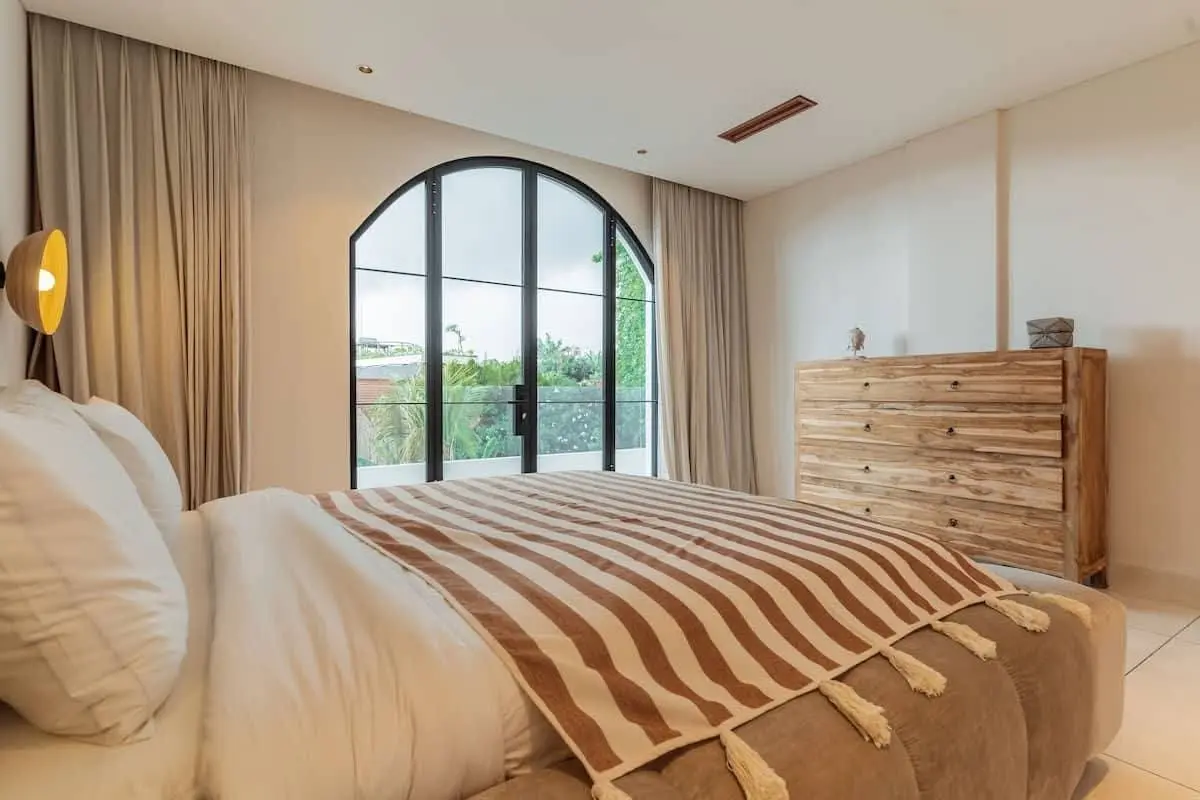 Villa For Rent 4 Bed In Berawa Tibubeneng Bali PO-3398 — image 3