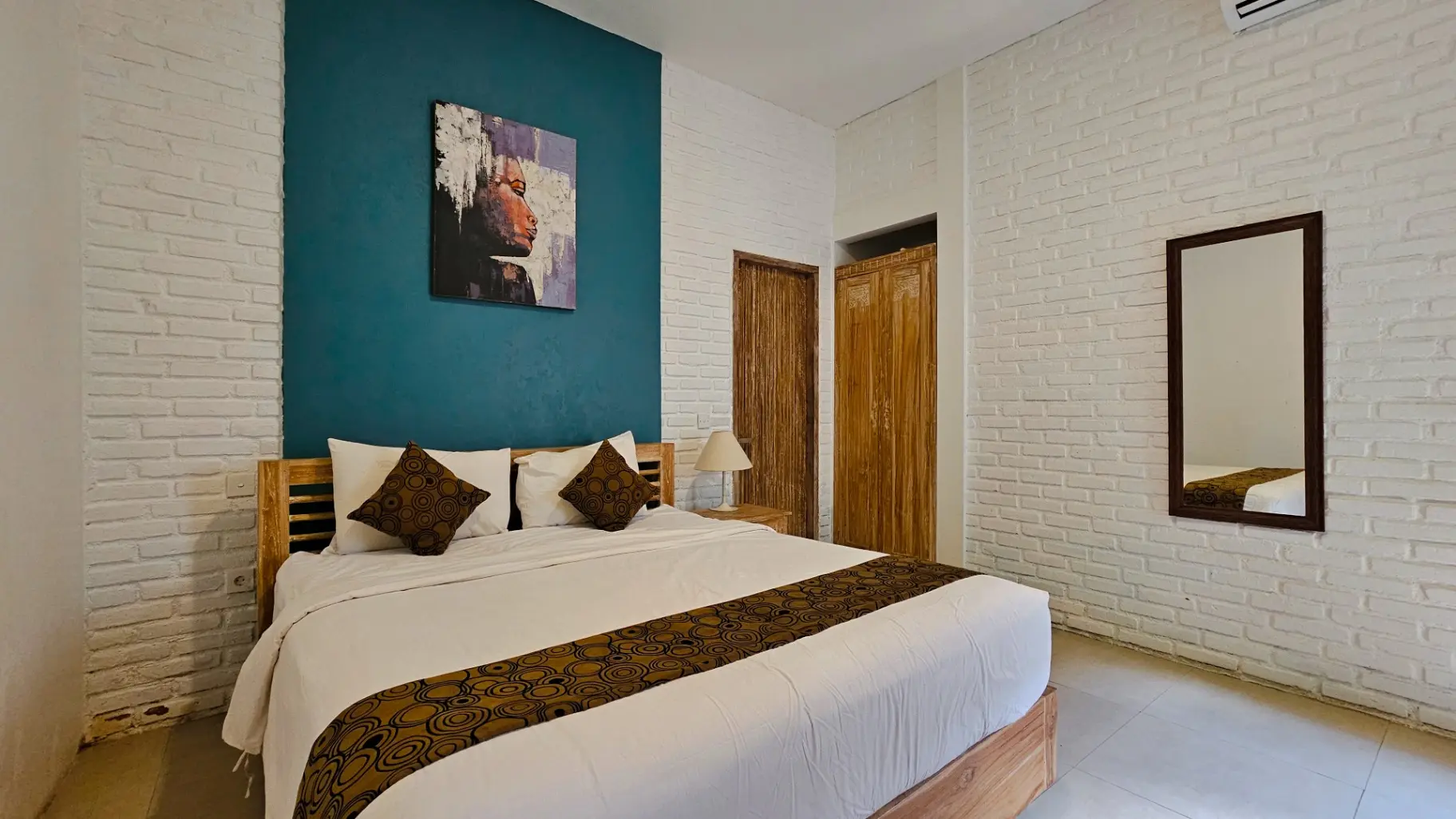 4-bedroom Rustic-Industrial Villa in Canggu — image 4