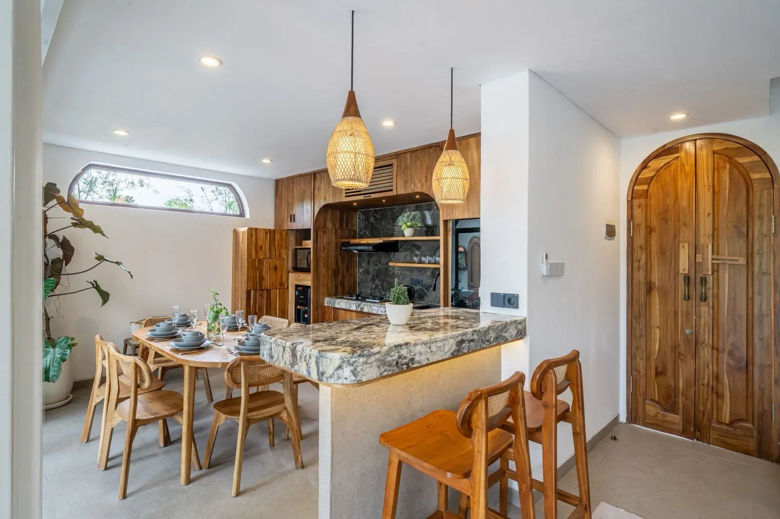 391 Stylish villa in Pererenan Canggu — image 2