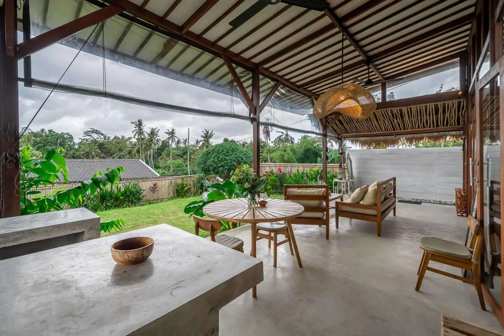 Cozy 1BR Pet Friendly Villa — image 4