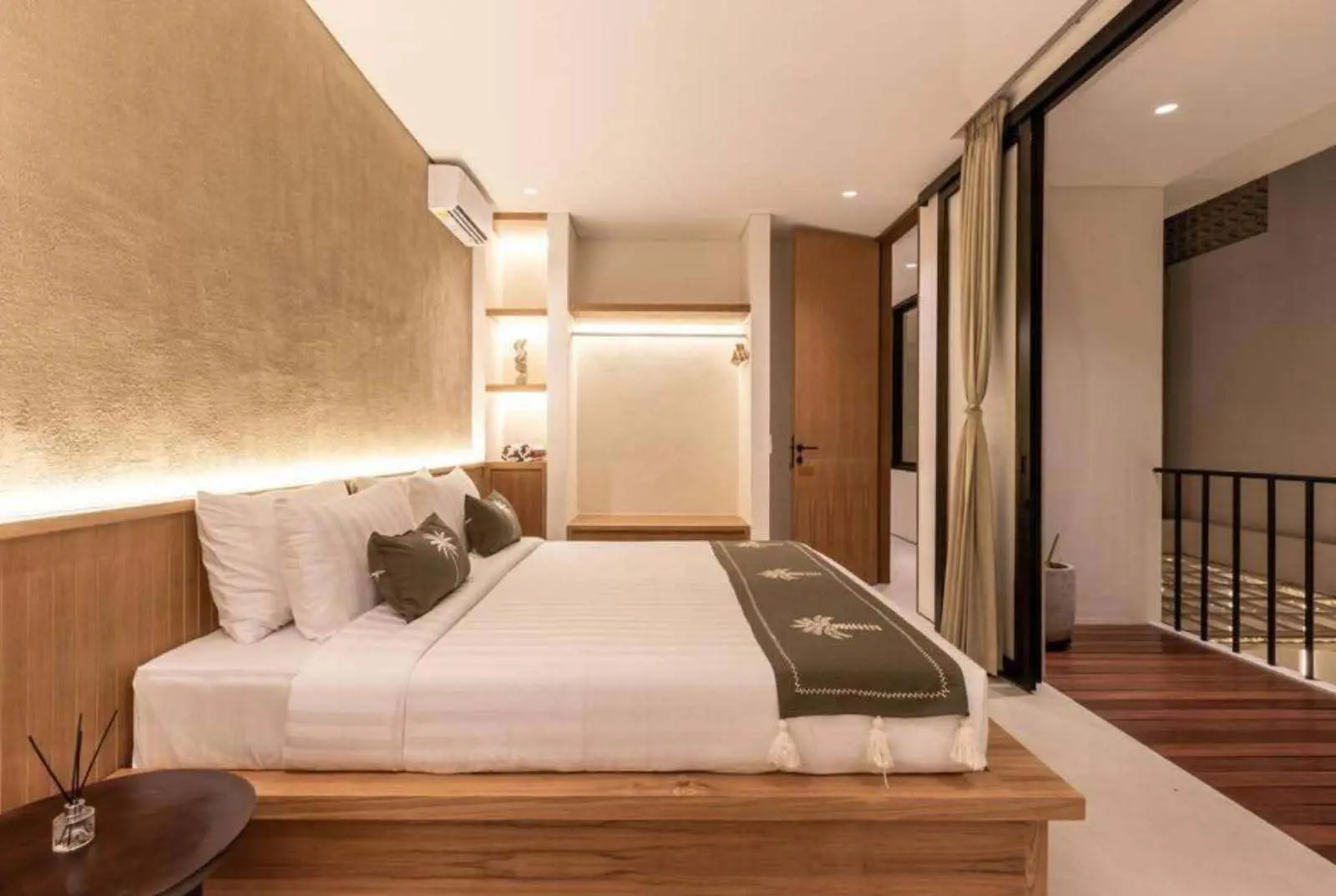 Villa For Rent 3 Bed In PererenanBadung Bali PO-3421 — image 1