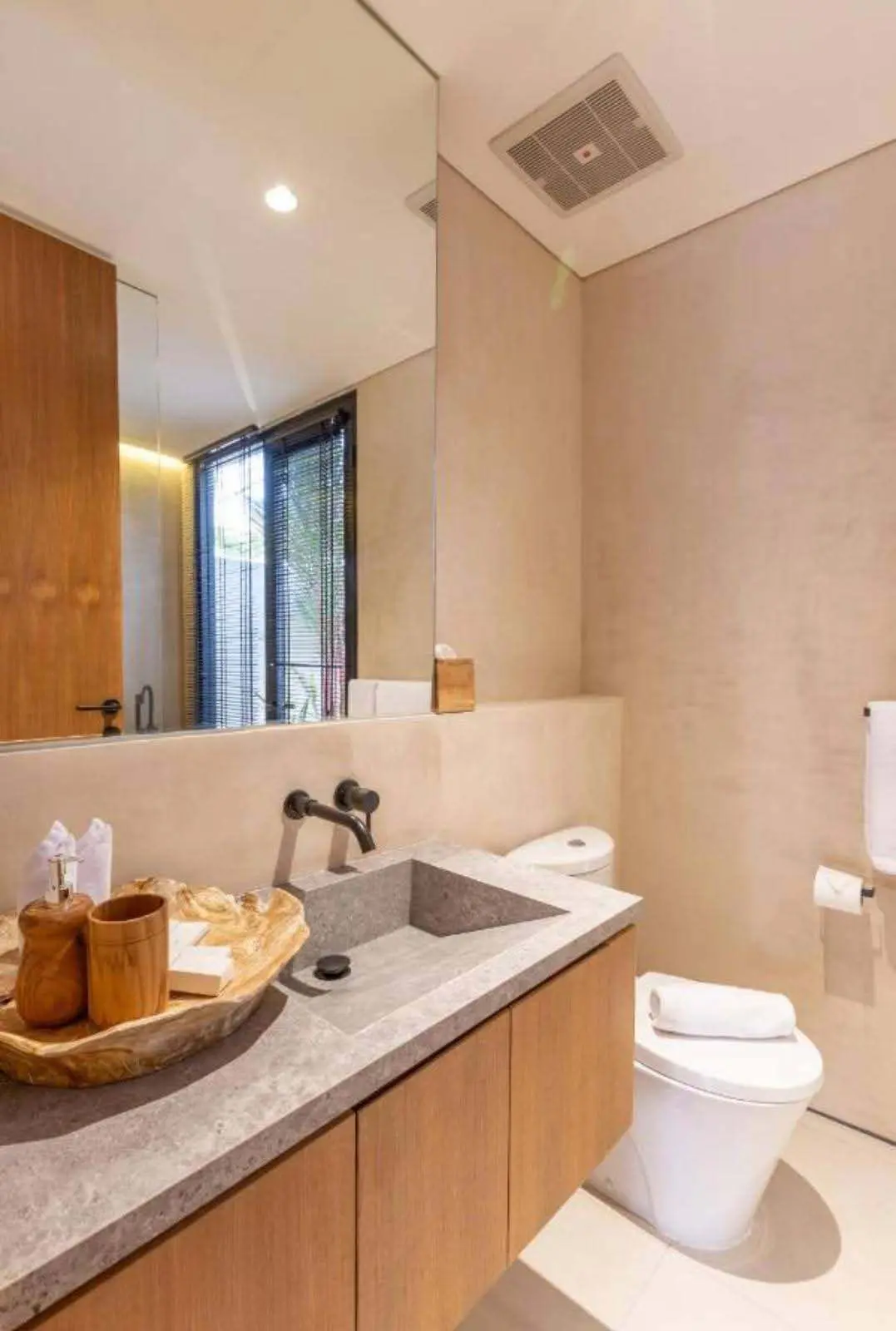 Villa For Rent 3 Bed In PererenanBadung Bali PO-3421 — image 4