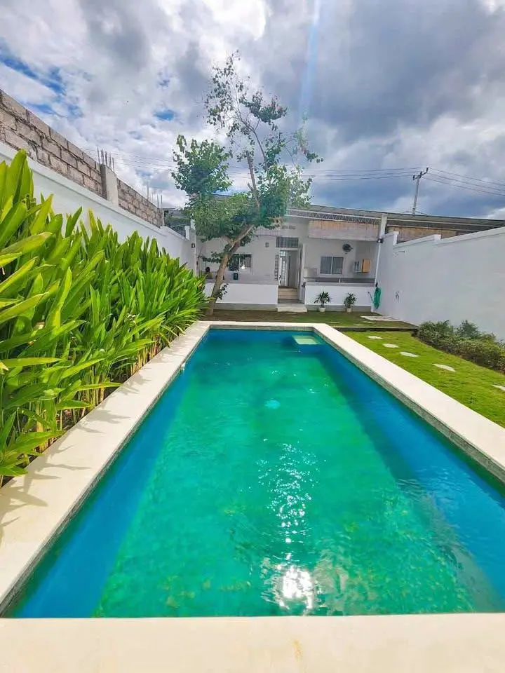 2 Bedrooms with Garden — image 1